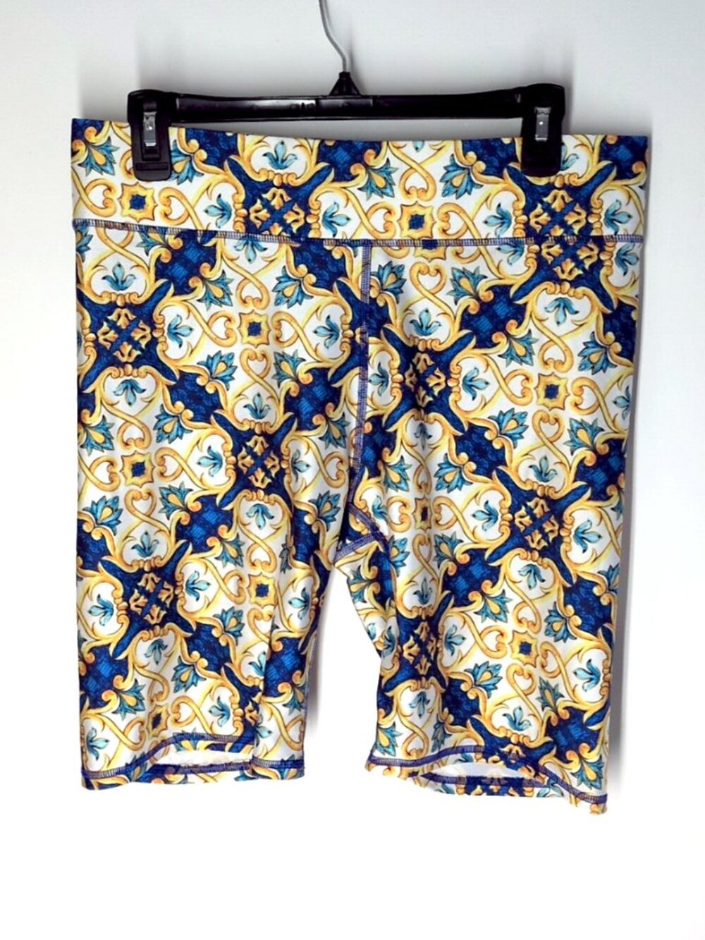 Terez Ceramic Tile Hi-Shine Bike Shorts XL blue/yellow/white mid rise Amalfi